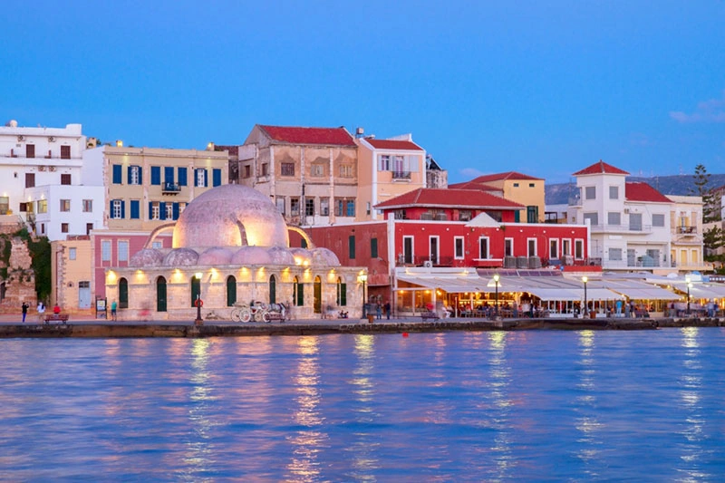 Chania old harbour at sunset - web design for businesses in Crete Greece